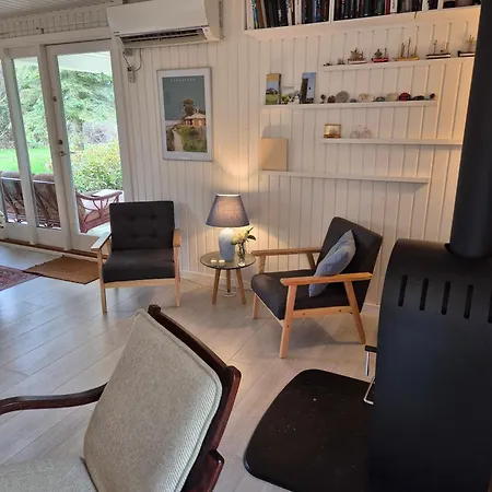 Unobstructed Summer House In Lovely Langeland בית נופש